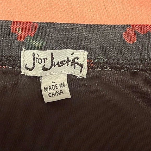 Y2K 2000 Ruched Mesh Skirt with Vertical Drawstrings Tiny Rose Prints ๐น - Picture 11 of 12